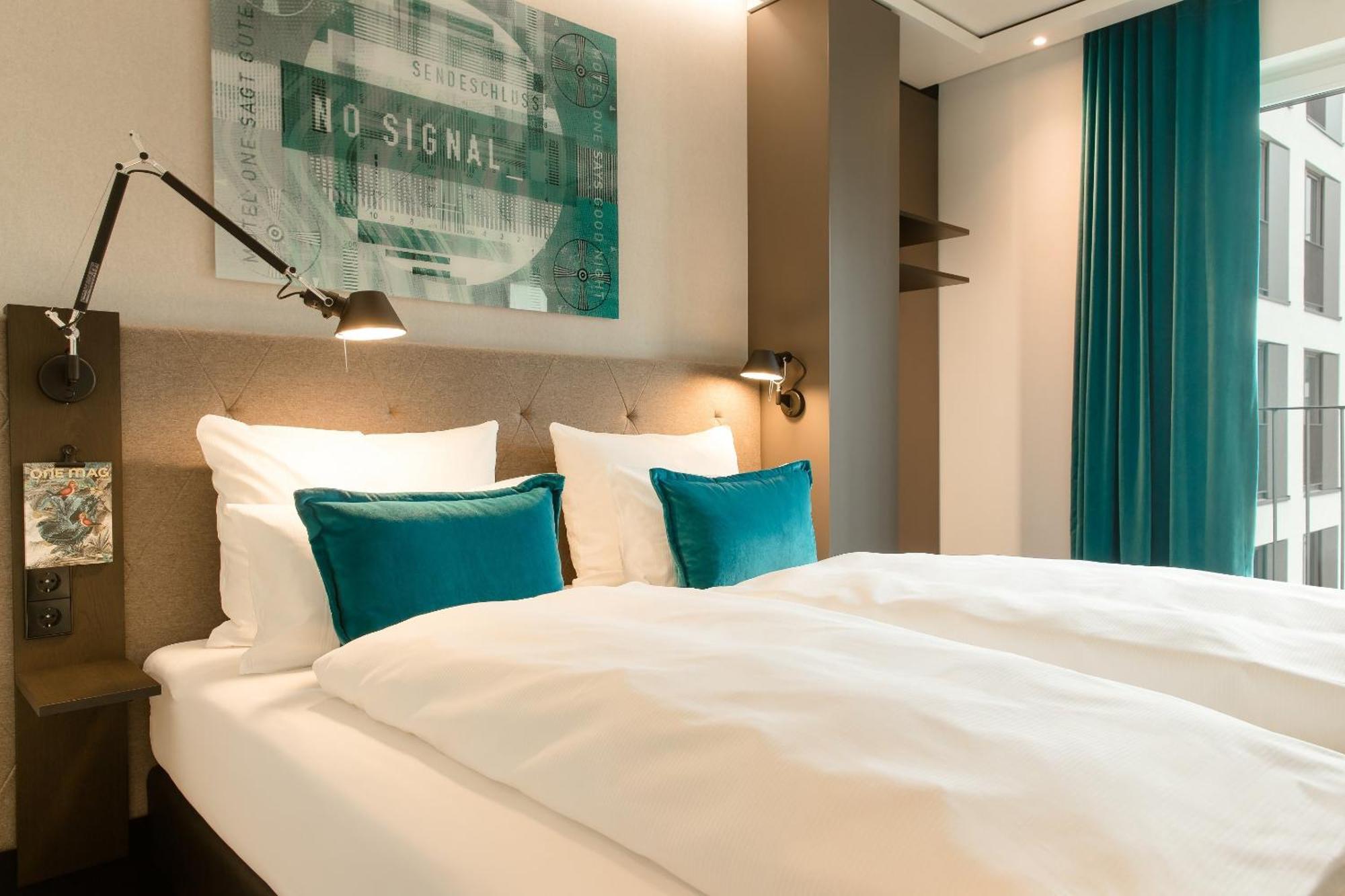 Motel One Koeln-Messe Bagian luar foto