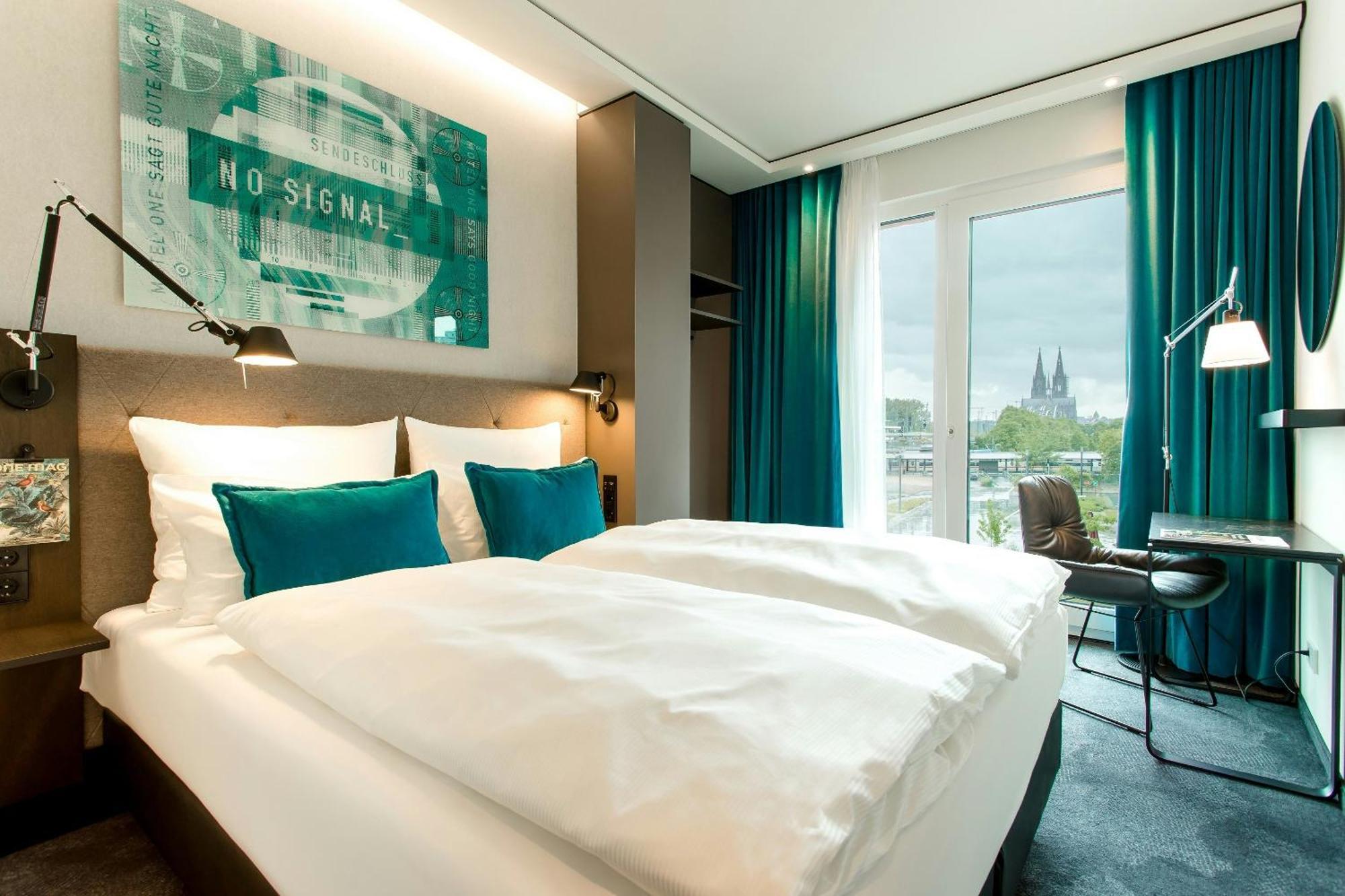Motel One Koeln-Messe Bagian luar foto